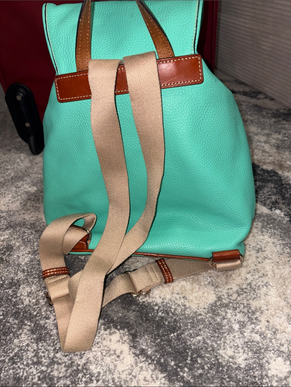 Teal and hot pink backpack - Picture 3 of 3